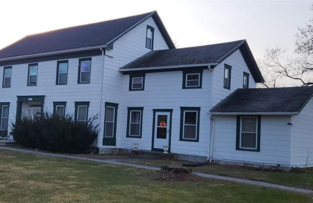 5635-5639 Route 82 unit: 3 - 5635 New York 82, Dutchess County, NY 12514