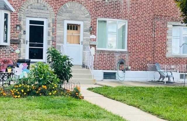 286 N OAK AVENUE Gallery 1