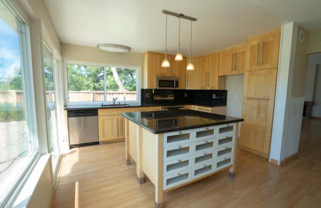 1900 Parkwood Court - 1900 Parkwood Court, Thousand Oaks, CA 91362