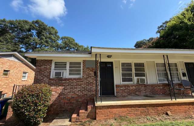 PRE-LEASING FOR AUGUST 9TH 2027! Gallery 1