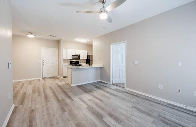 Arioso Apartments & Townhomes Gallery 2