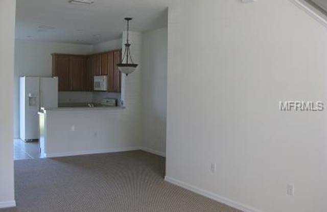 8863 CHRISTIE DRIVE Gallery 4