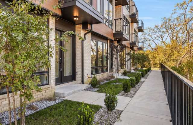 Luxury Living in East Nashville Gallery 4