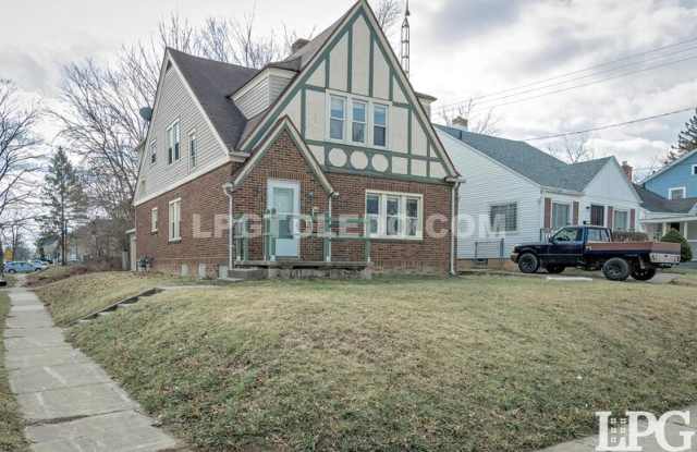 2517 Montebello Rd Lower photos photos