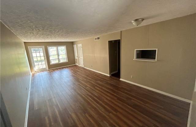 3210 Tallywood Drive unit: 7 photos photos