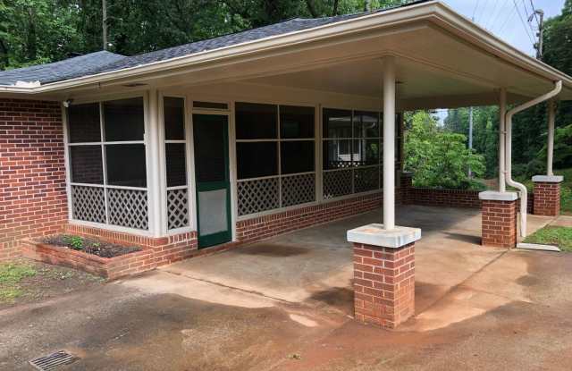 1489 Enota Avenue Gallery 2