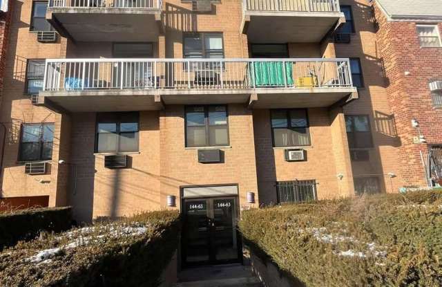 144 63 37th Ave photos photos