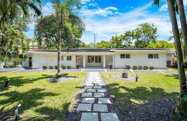 711 Sunset Dr photos photos