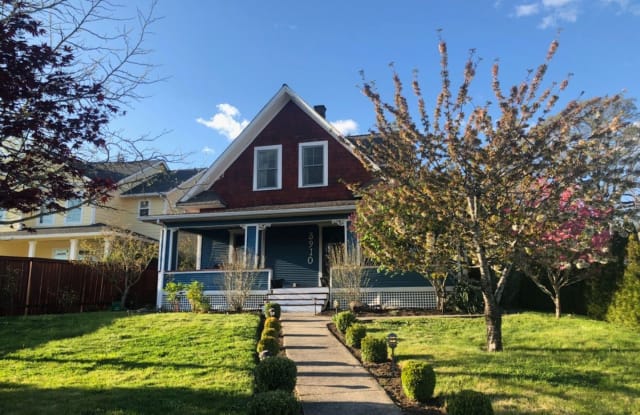 3910 NE 39 Street - 3910 Northeast 39th Street, Minnehaha, WA 98661