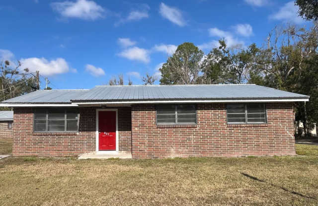 828 NE FLOYD photos photos