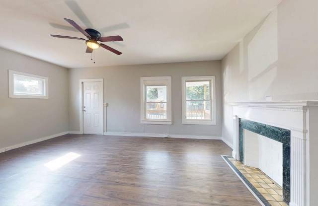 Denison/W.73rd neighborhood - updated 3 bedroom/1.5 bathroom, single family house. photos photos