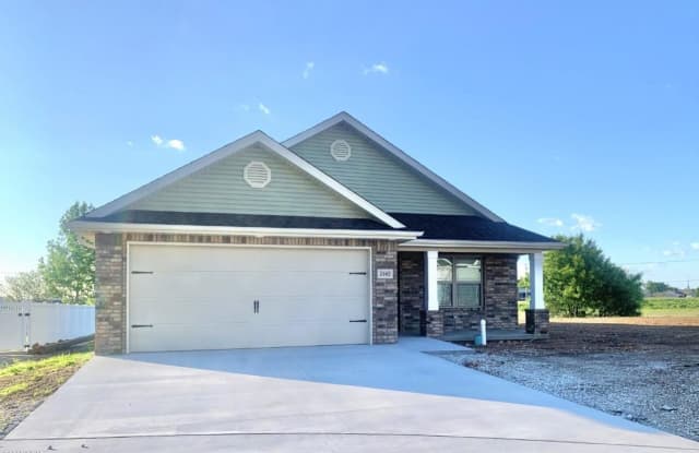2102 New Jersey Avenue - 2102 New Jersey Avenue, Joplin, MO 64804
