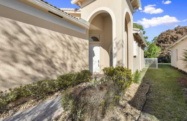5627 Sunberry Circle Gallery 2