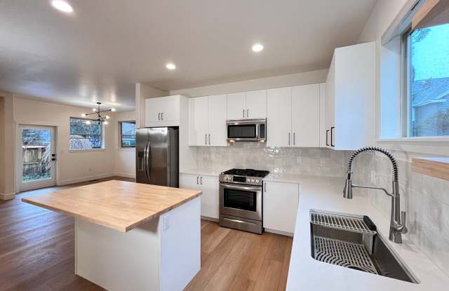 Modern Craftsman 4 Bedroom Home! - 63126 Riverstone Drive, Bend, OR 97703