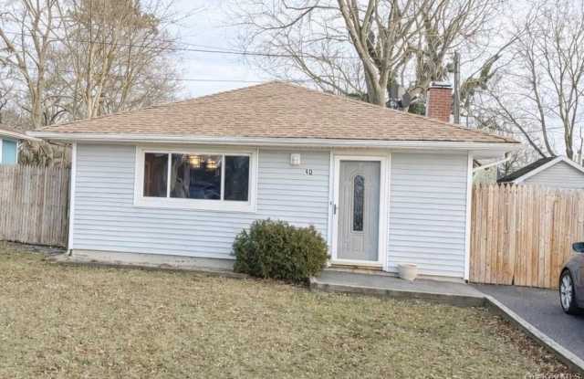 40 Pinewood Drive photos photos