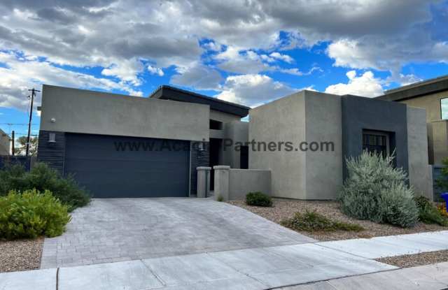 3025 East Sam Hughes Court photos photos