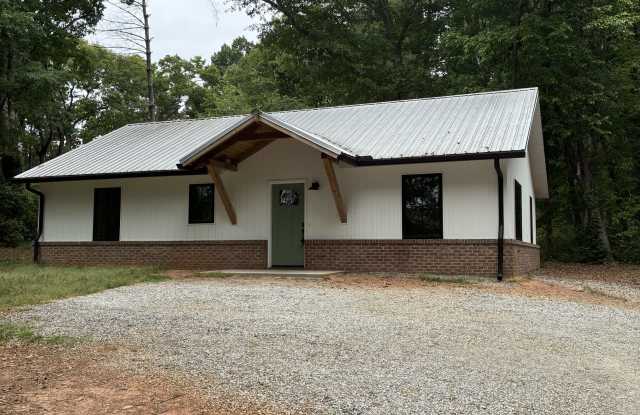 267 Sterling Drive Gallery 1