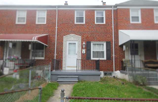 STUNNING 3 BEDROOM HOME WITH A BASEMENT IN MIDDLE RIVER! photos photos