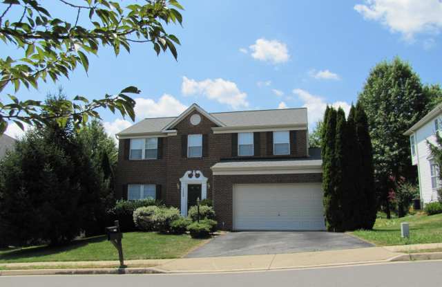 13004 GORHAM WAY - 13004 Gorham Way, Lake Ridge, VA 22192