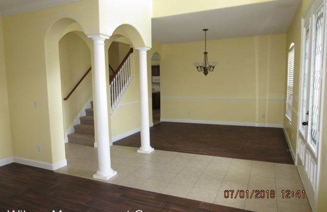 16349 Birchwood Way Gallery 3