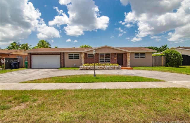 7427 SW 140th Ct - 7427 Southwest 140th Court, Kendale Lakes, FL 33183