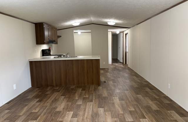 227 Laurel Lane, Lot D Gallery 2