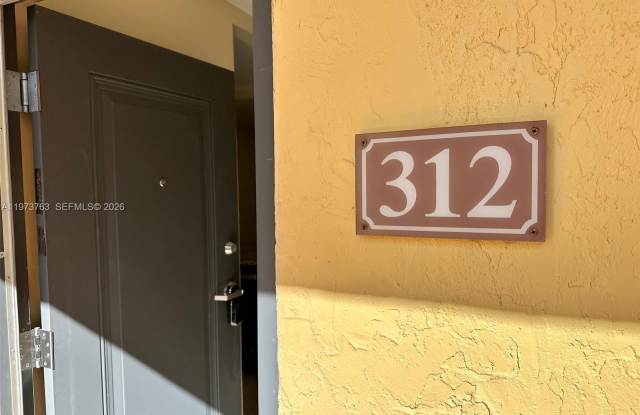 7920 Camino Real photos photos