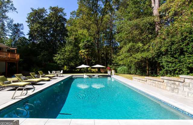 485 Riverside Parkway photos photos