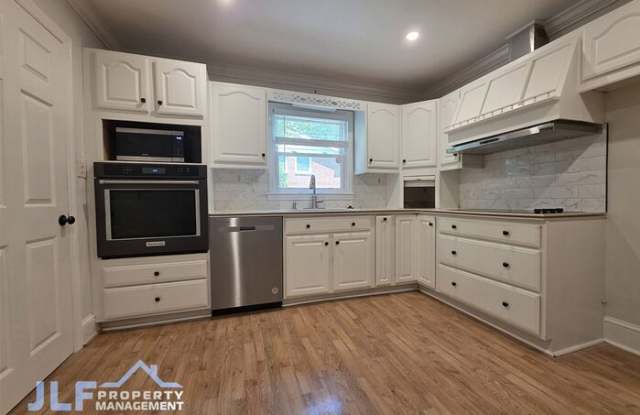 4426 Holbrook Drive photos photos