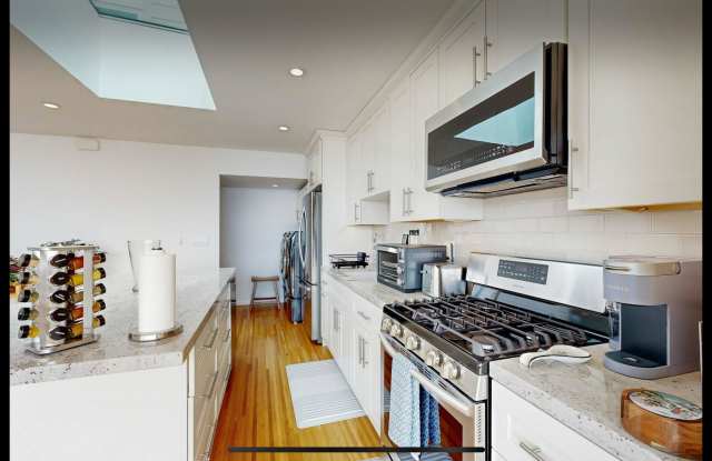 518 Myra Way Gallery 2