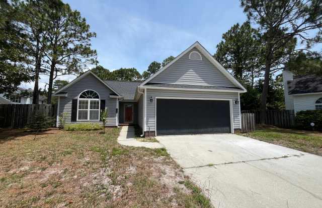 Discover this well-maintained 3-bedroom, 2-bath home in Wilmington, NC photos photos