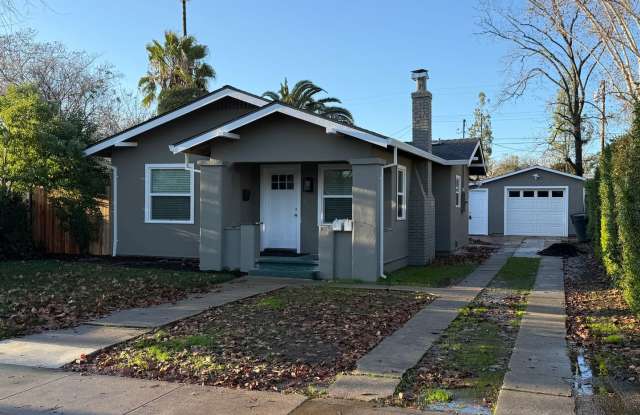 Beautiful 3 bedroom in Roseville! Gallery 1
