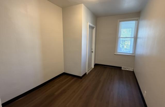 1103 Alabama Avenue - 1103 - lower Gallery 4