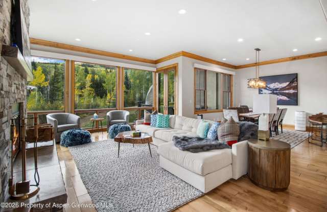 916 Burnt Mountain Drive Gallery 3