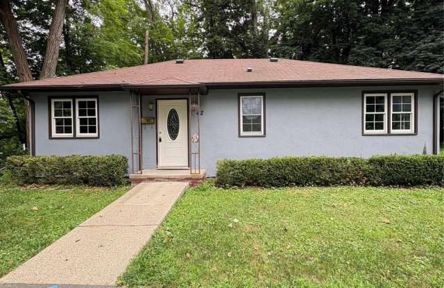 42 Burlison Avenue - 42 Burlison Avenue, Ellenville, NY 12428
