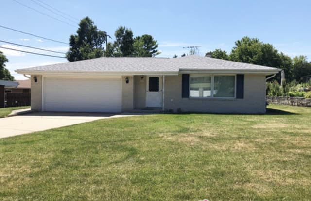 1707 Spruce Court - 1707 Spruce Court, South Milwaukee, WI 53172