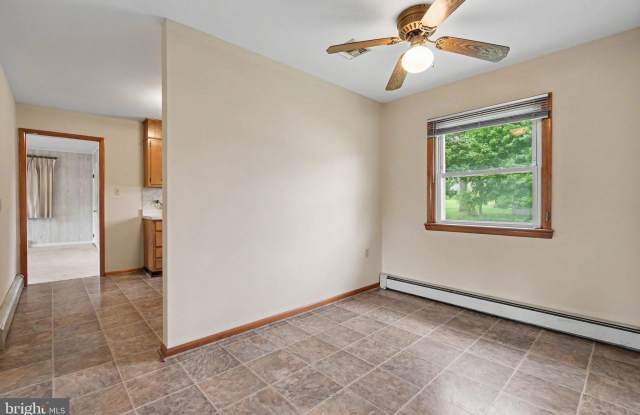 4800 CREEKVIEW Road Gallery 4
