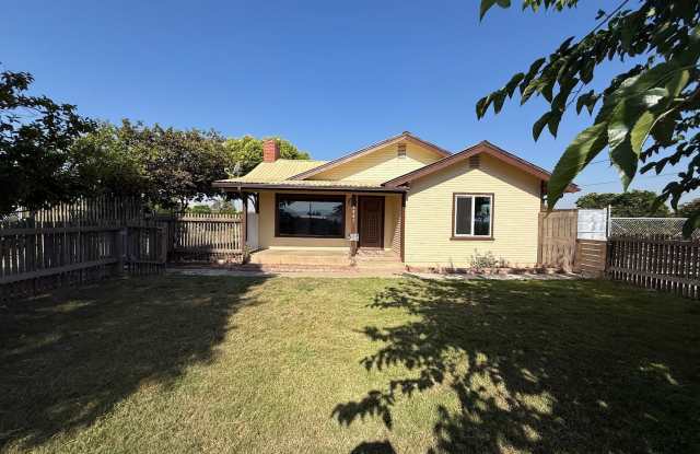 Updated Country Home with Shop!! photos photos