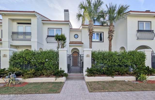 424 E BAY Street photos photos