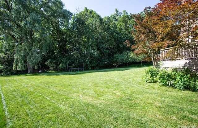 3349 Rocky Crest Drive Gallery 2
