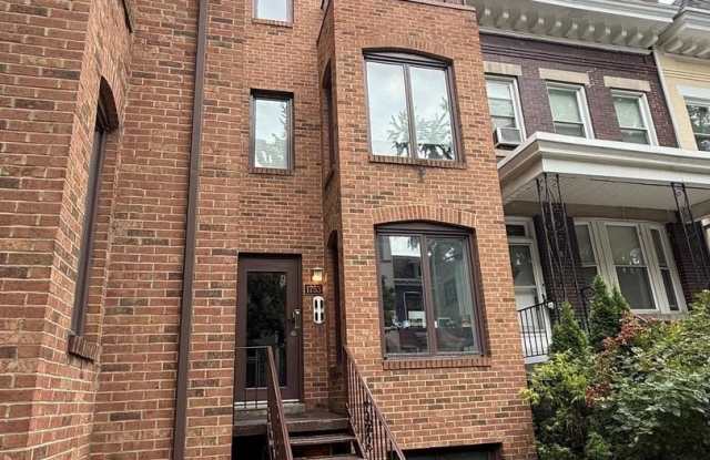 1753 SWANN ST NW #2 photos photos