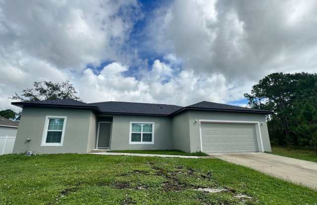 Stunning 3-Bed, 2-Bath Home in Palm Bay! photos photos
