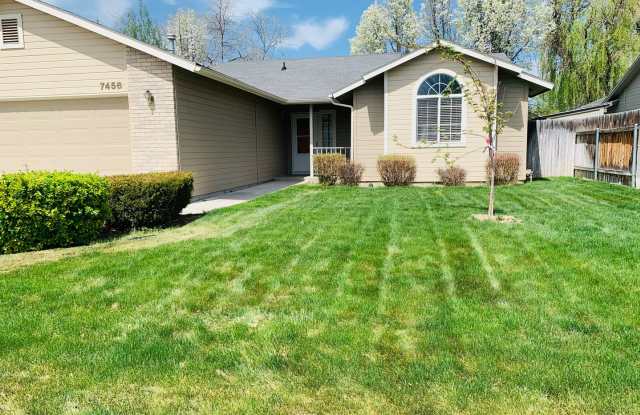 Great Home, Close Foothills Location photos photos