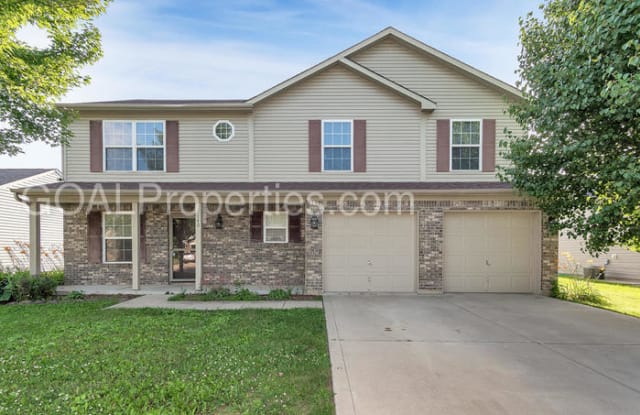 140 Hilltop Farms Boulevard - 140 Hilltop Farms Boulevard, New Whiteland, IN 46184