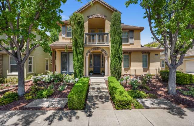 Sorrento Dublin 4 bed / 3 bath, upgrades throughout, Corner Lot, Emerald HS, Amenities photos photos