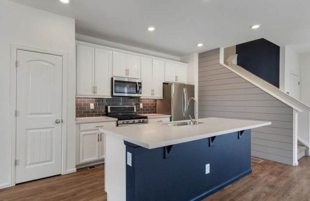 8971 E 59th Pl Gallery 4
