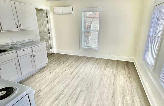 Beautiful Studio in the Desirable Delano District photos photos