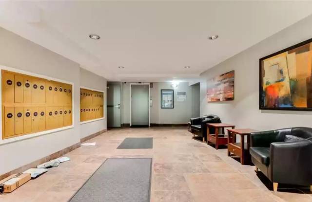 2500 Blaisdell Avenue Gallery 2