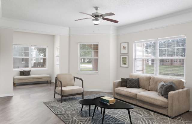 Timucuan Lakeside at Town Center Gallery 4