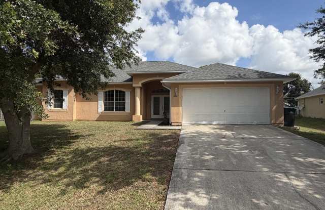 1224 Buffing Circle SE Gallery 1